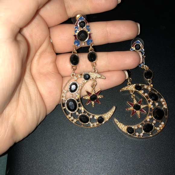 Celestial Earrings - Picture 4 of 4